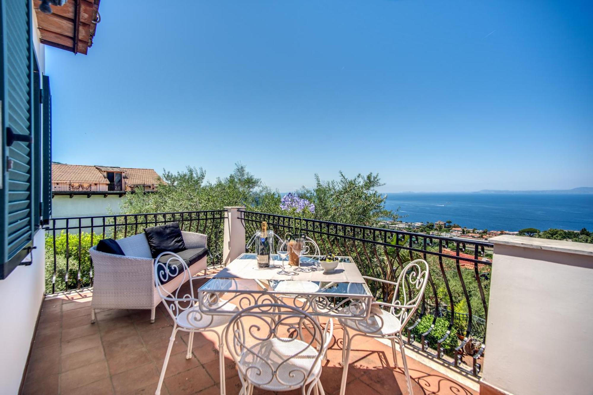 M Suites Sorrento Buitenkant foto