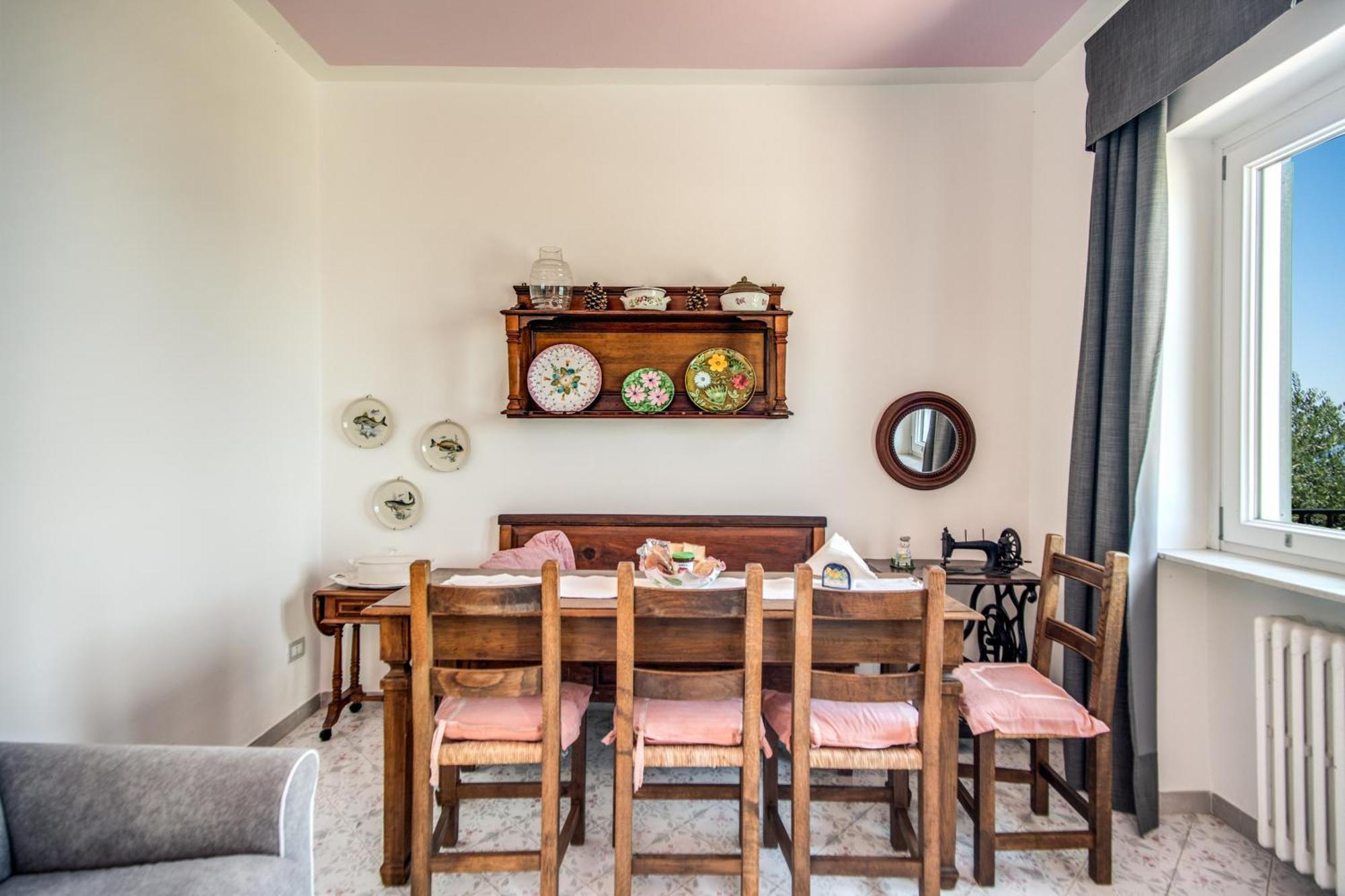 M Suites Sorrento Buitenkant foto