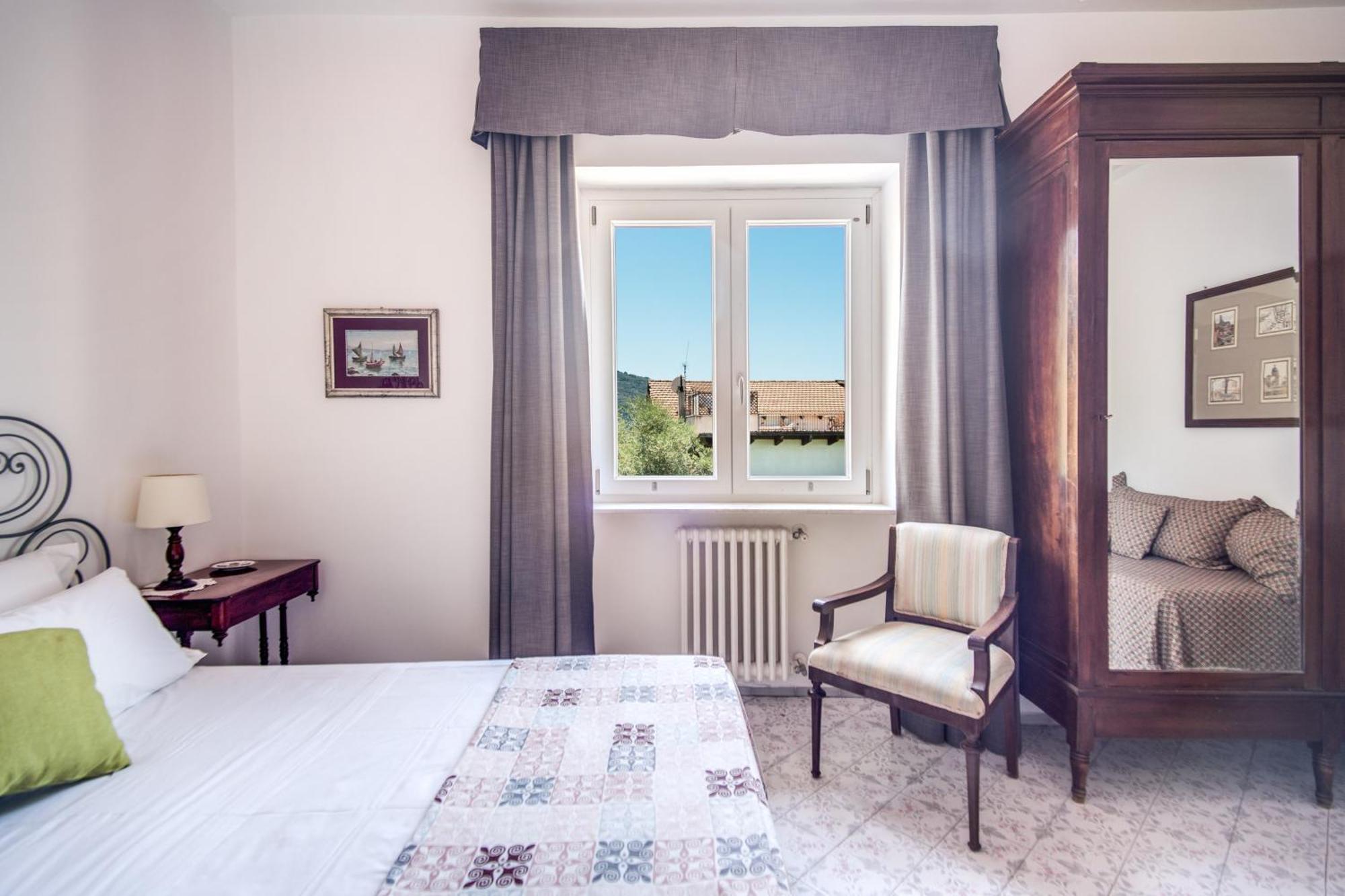 M Suites Sorrento Buitenkant foto