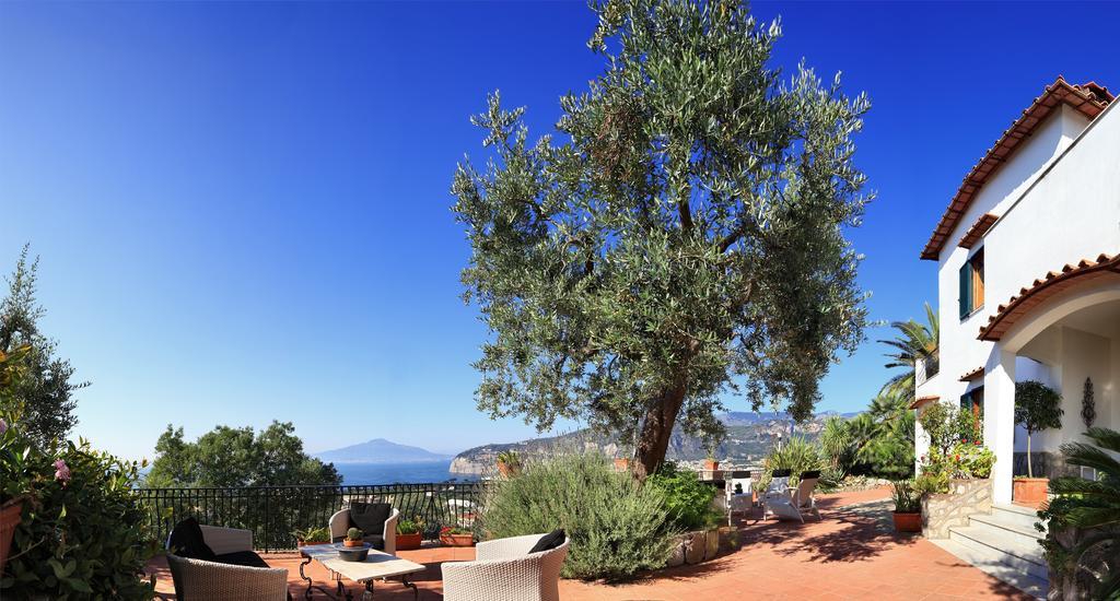 M Suites Sorrento Buitenkant foto